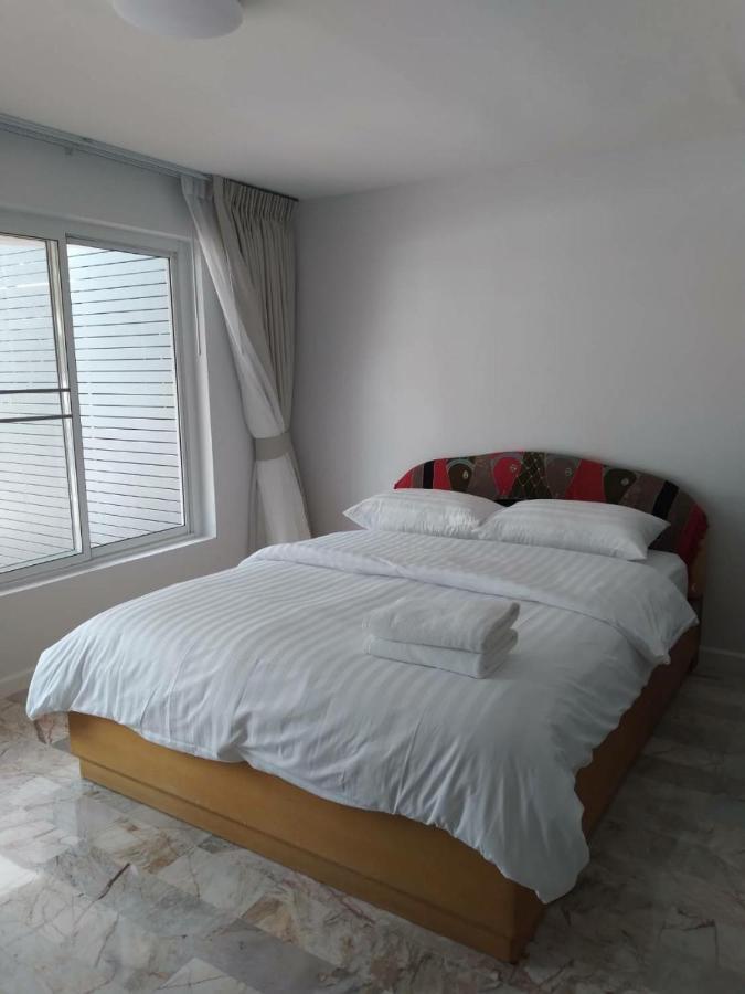 Cha-Am Beach Vacation Home Buitenkant foto
